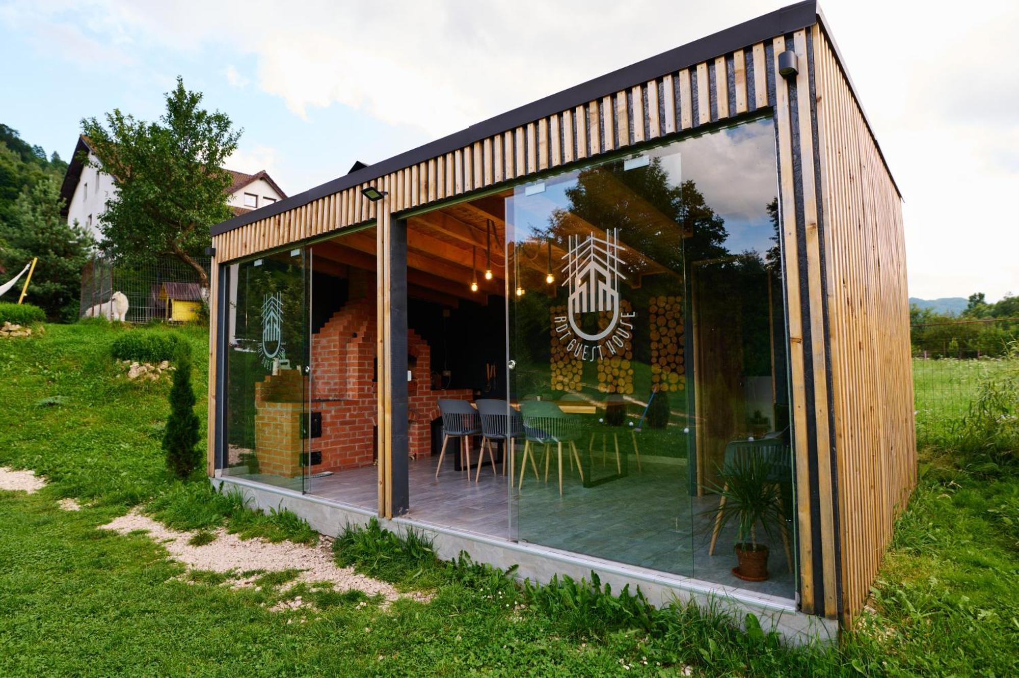 Rdt Guest House-Rai Din Transilvania Moieciu de Jos Exterior photo